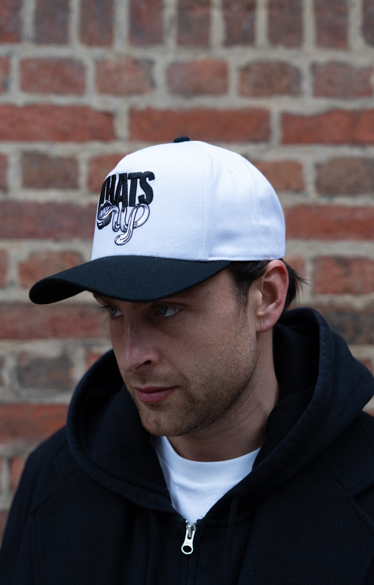WHATSUP HAT (Black/White)